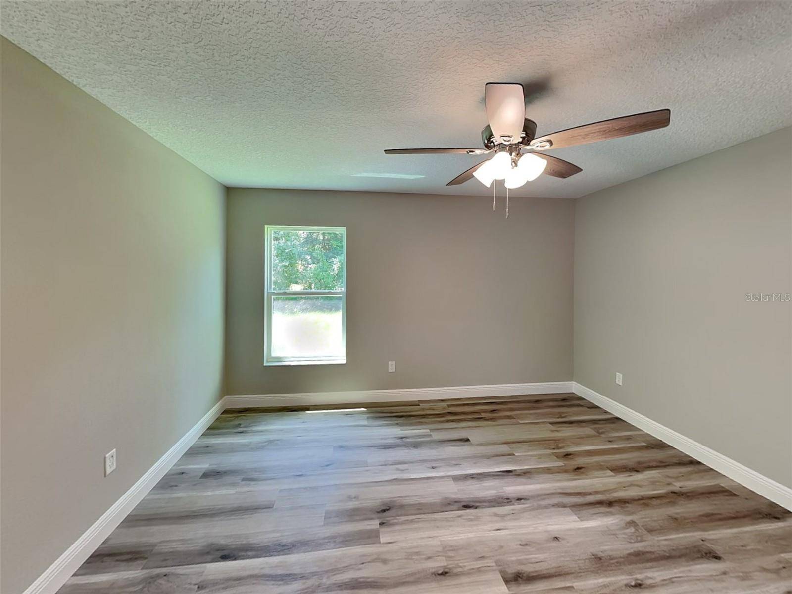 9399 N DEL RIO WAY, Dunnellon, FL 34434