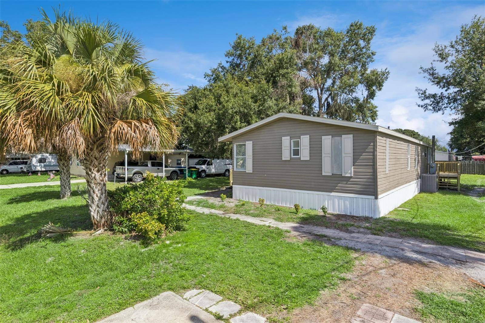 5038 CAMBRIDGE DR, Mims, FL 32754