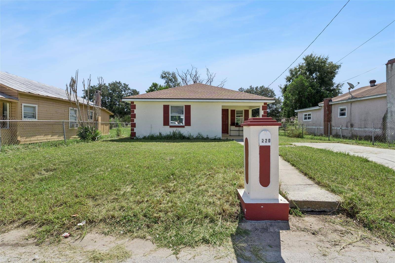 220 D ST, Lake Wales, FL 33853