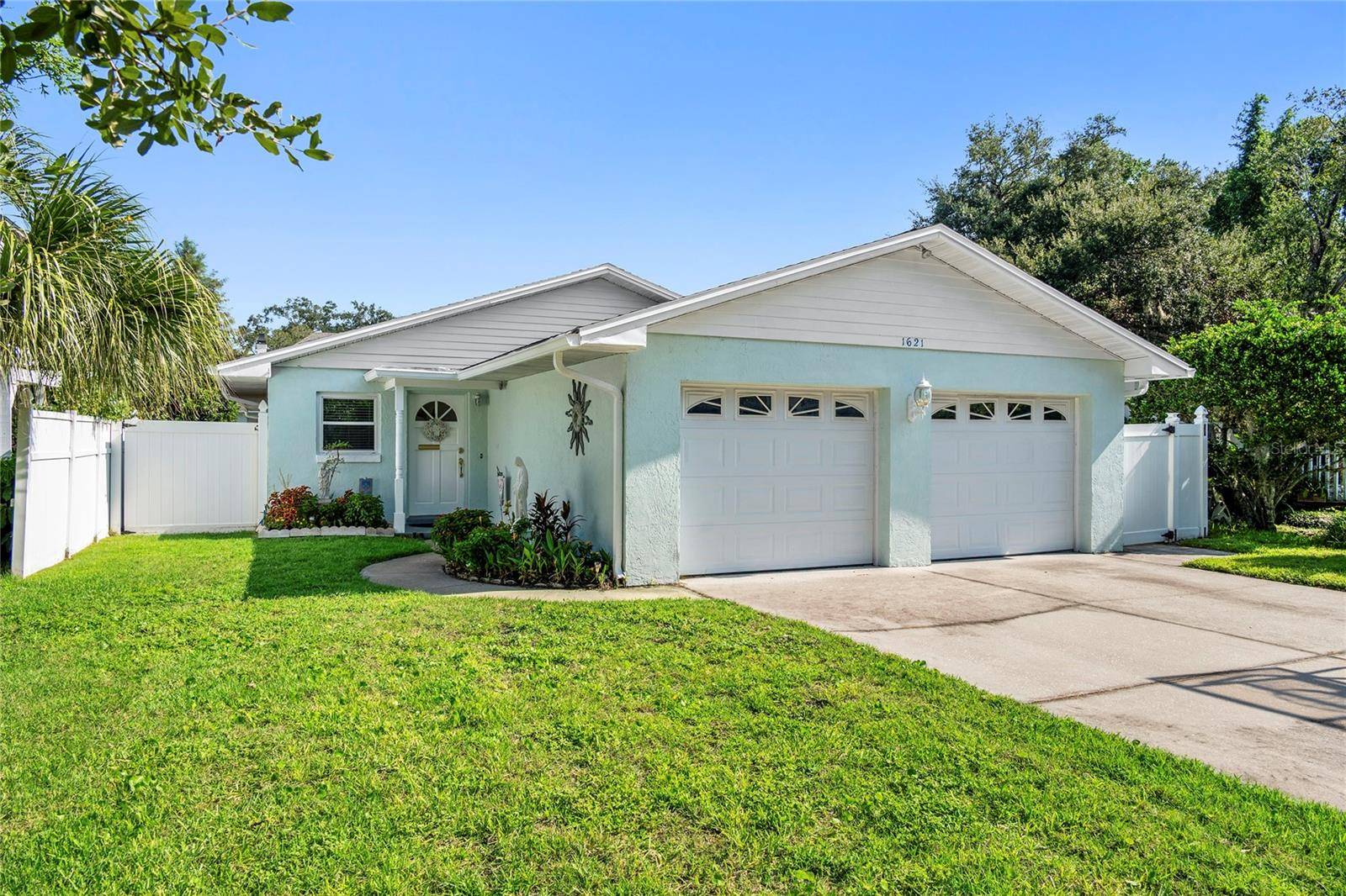 1621 CHESTNUT AVE, Winter Park, FL 32789