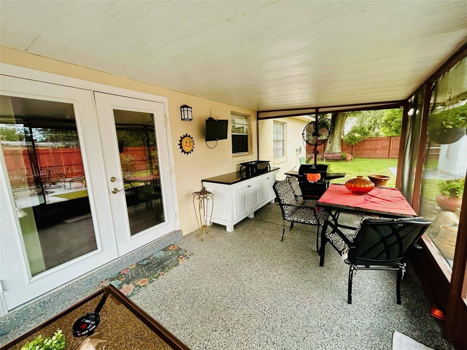 1643 SAXON BLVD, Deltona, FL 32725
