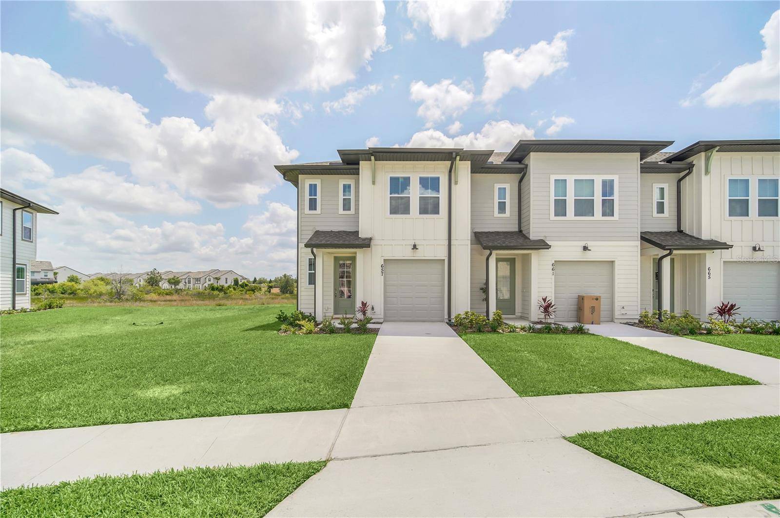 657 LONGBOAT DR, Davenport, FL 33896