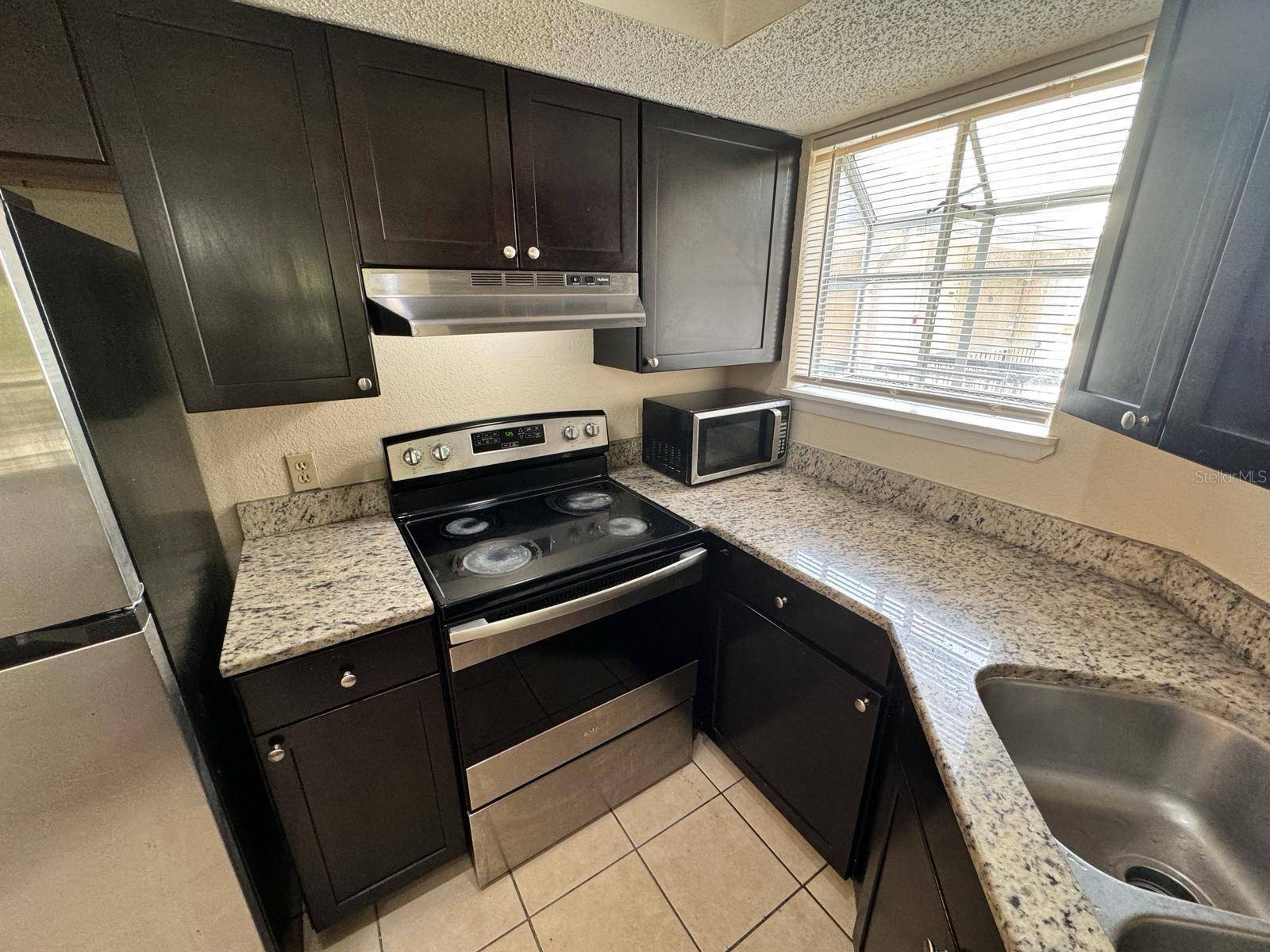 1972 LAKE ATRIUMS CIR #199, Orlando, FL 32839