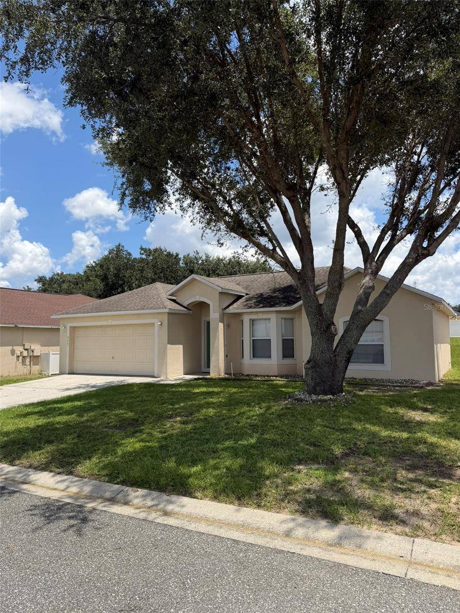 255 LOBELIA DR, Davenport, FL 33837