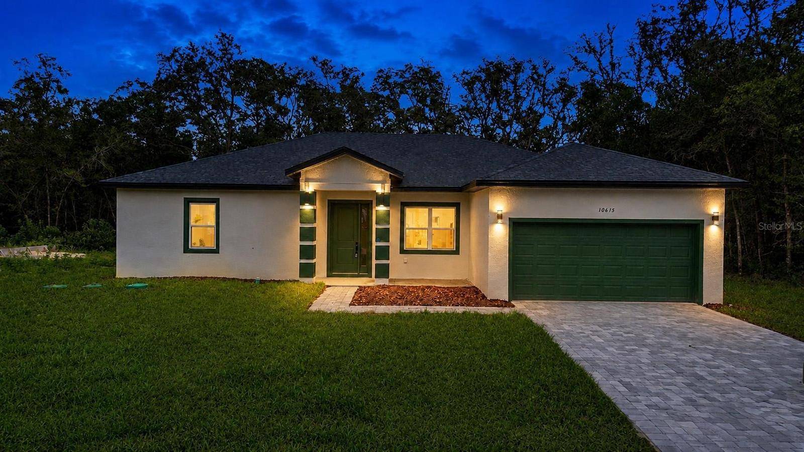10615 N DIDISCUS DR, Citrus Springs, FL 34434