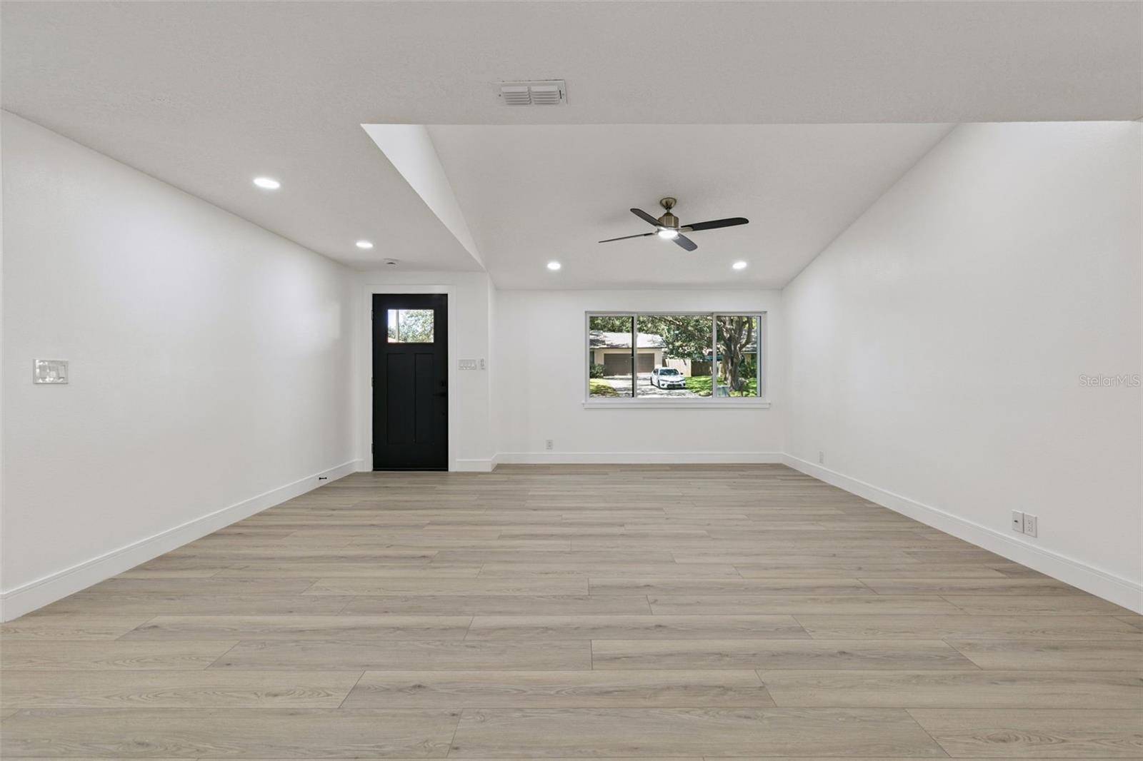 141 MILL RUN DR, Lake Mary, FL 32746