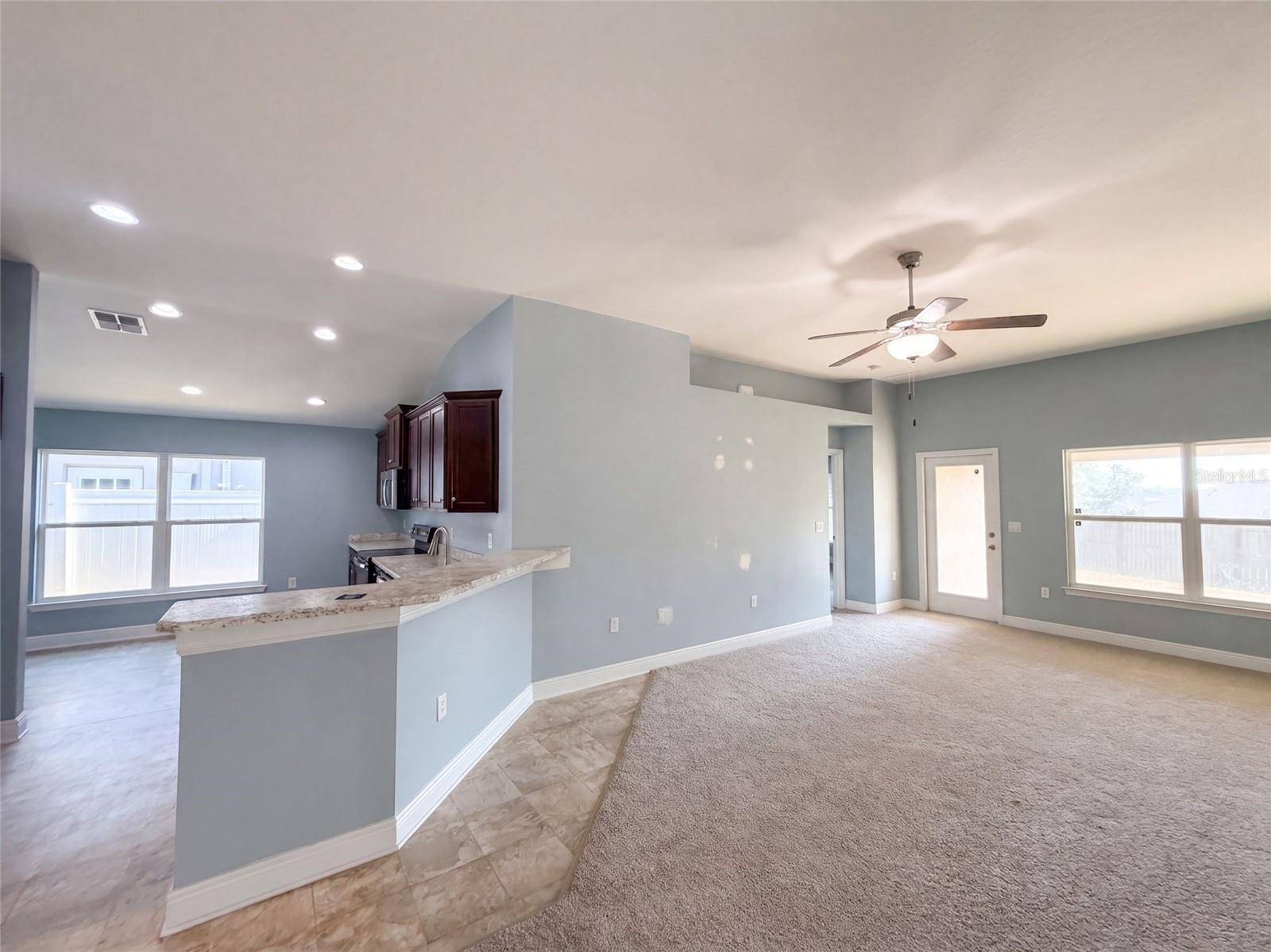 1229 LONGVILLE CIR, Tavares, FL 32778