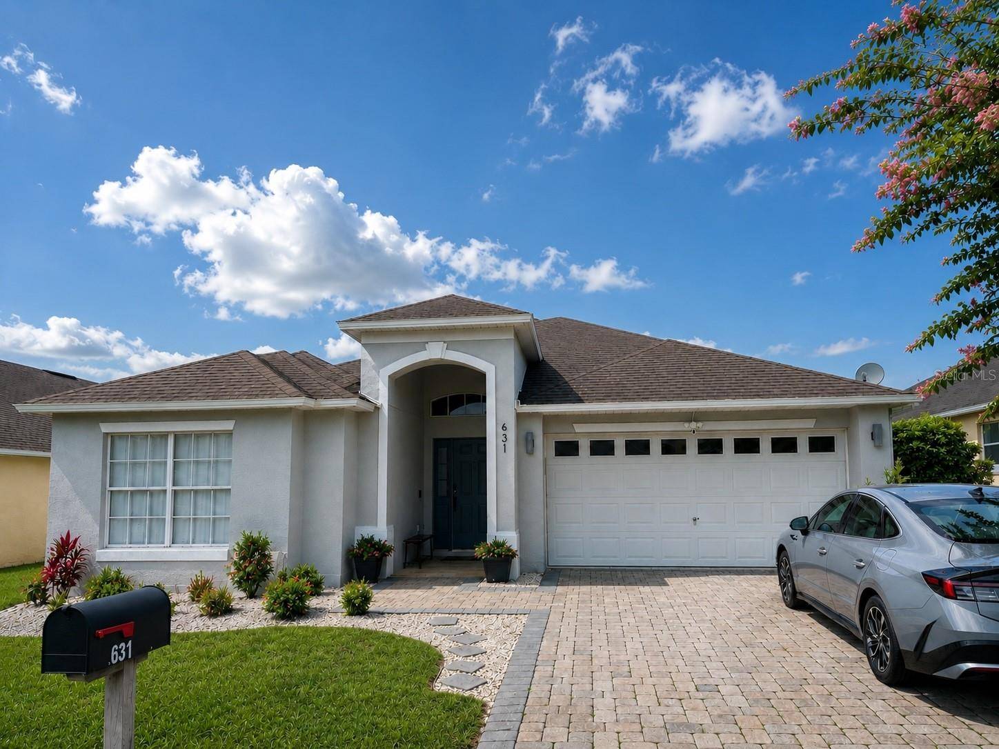 631 OLD BRIDGE CIR, Davenport, FL 33897