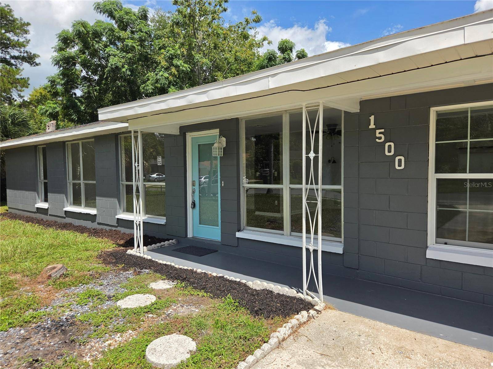 1500 CREST AVE, Leesburg, FL 34748