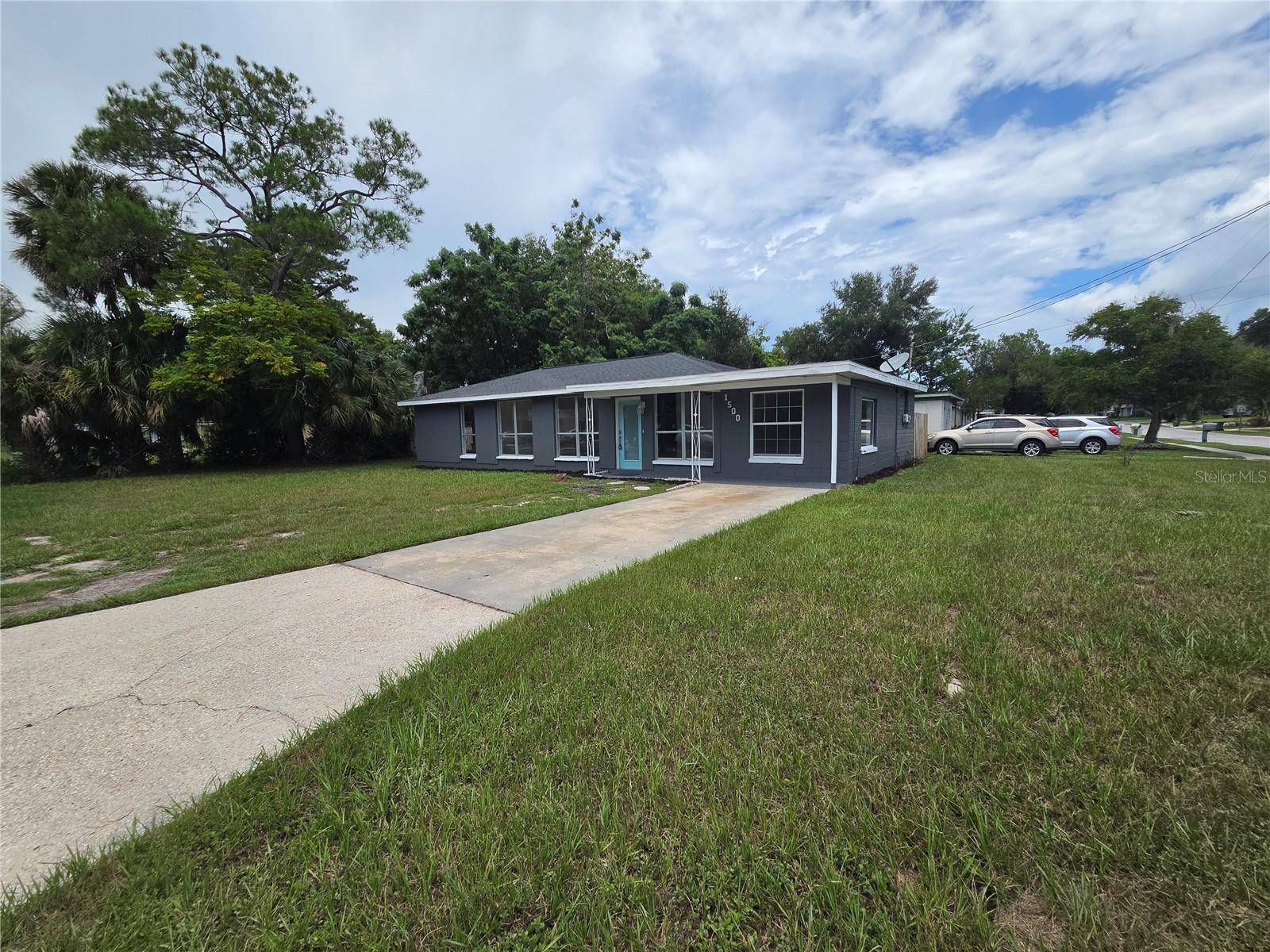 1500 CREST AVE, Leesburg, FL 34748