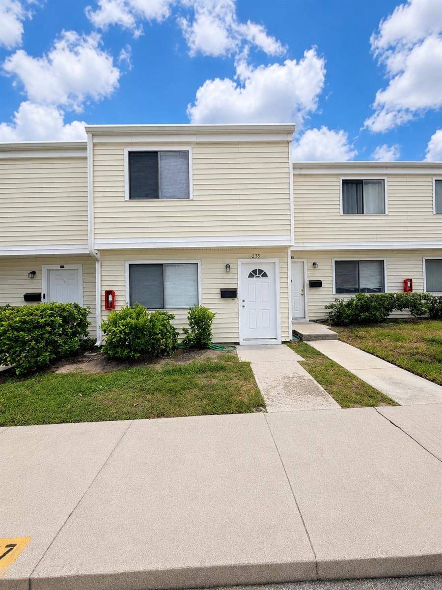 235 DEBORA CT #235, Altamonte Springs, FL 32701