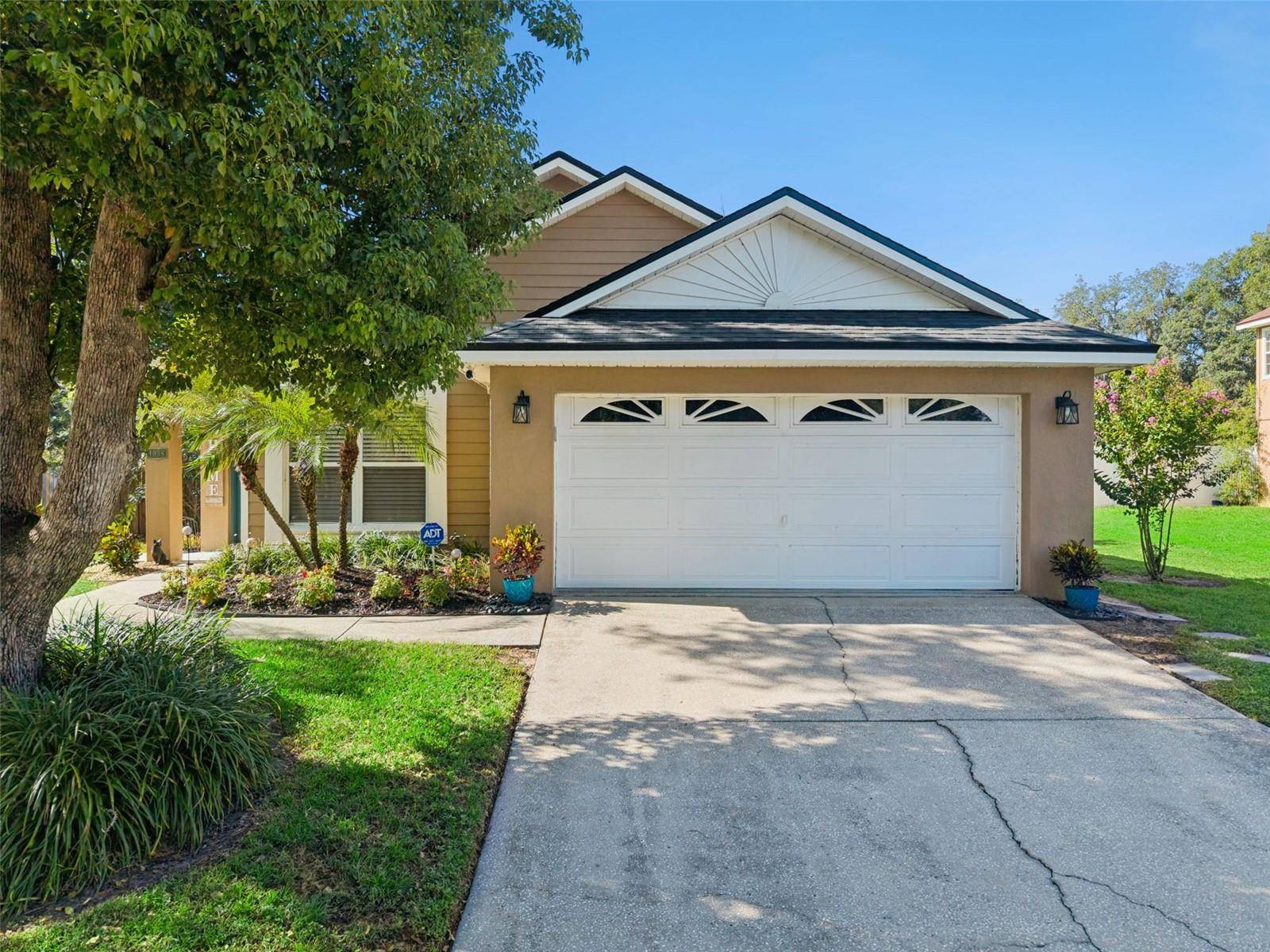 1038 ROYAL OAKS DR, Apopka, FL 32703