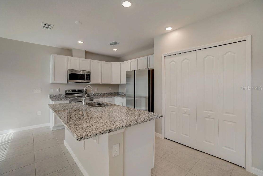 16849 NW 176TH WAY, Alachua, FL 32615