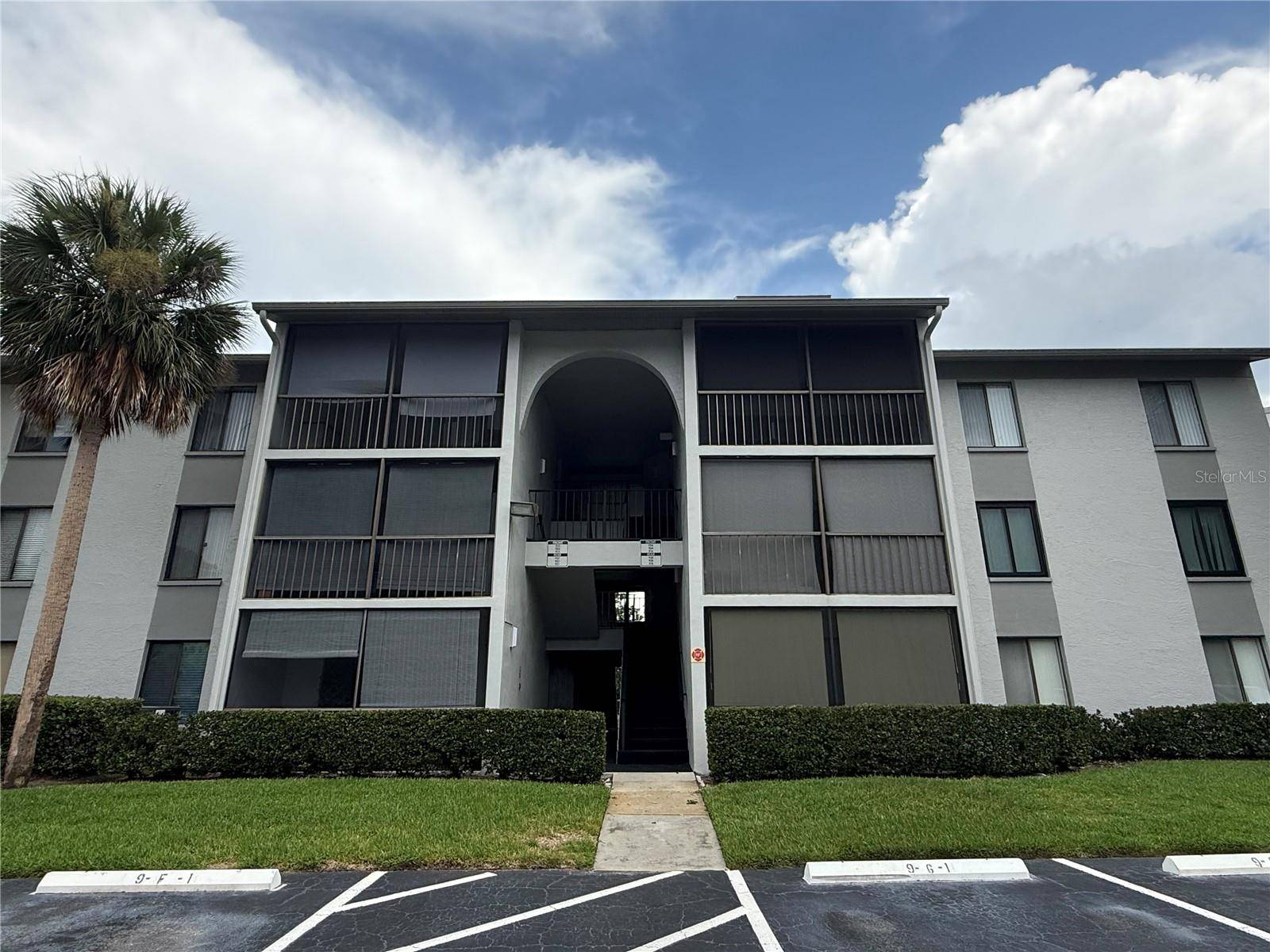 927 S PINE RIDGE CIR #G2, Sanford, FL 32773