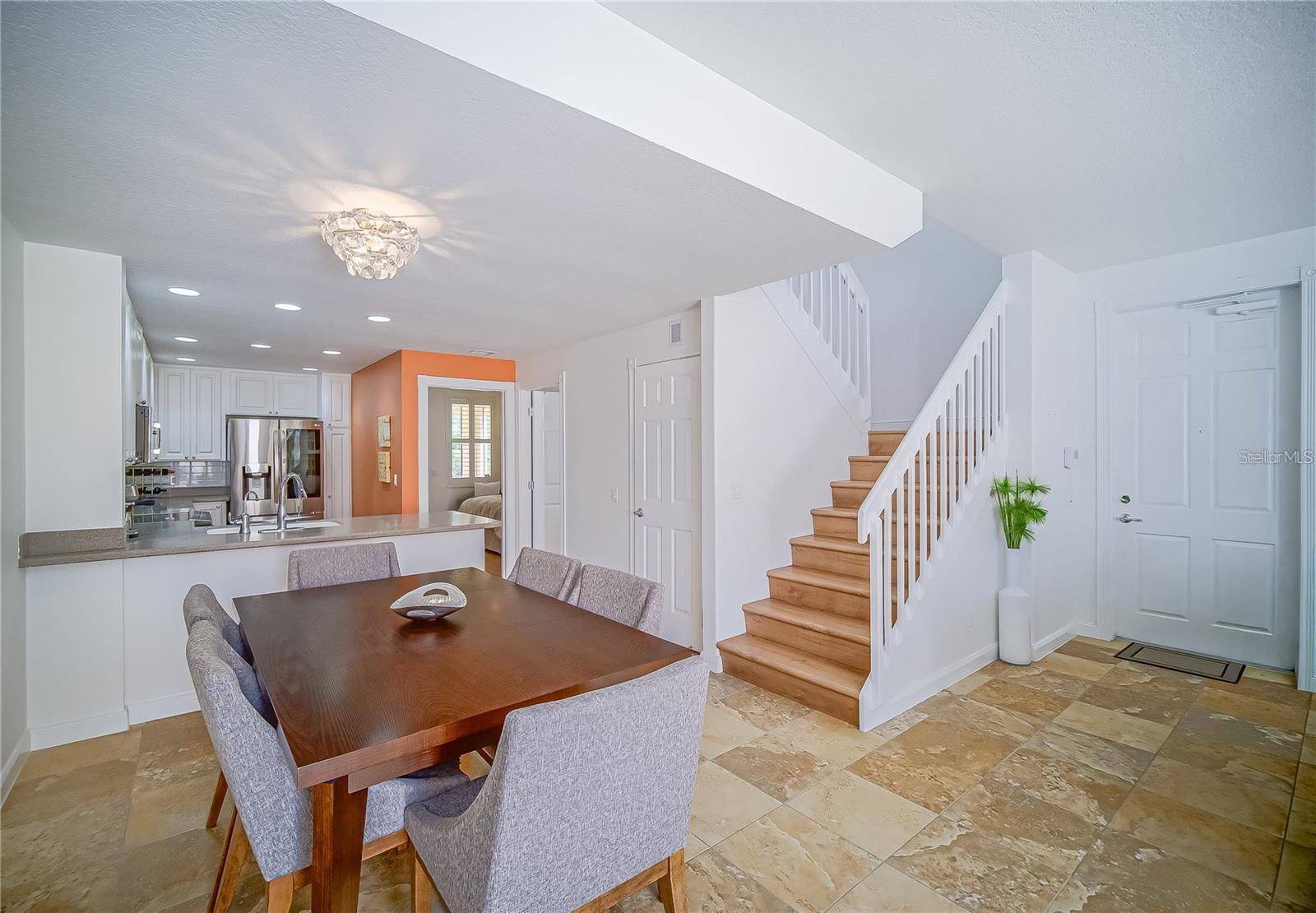8523 LEATHERLEAF LN, Orlando, FL 32827