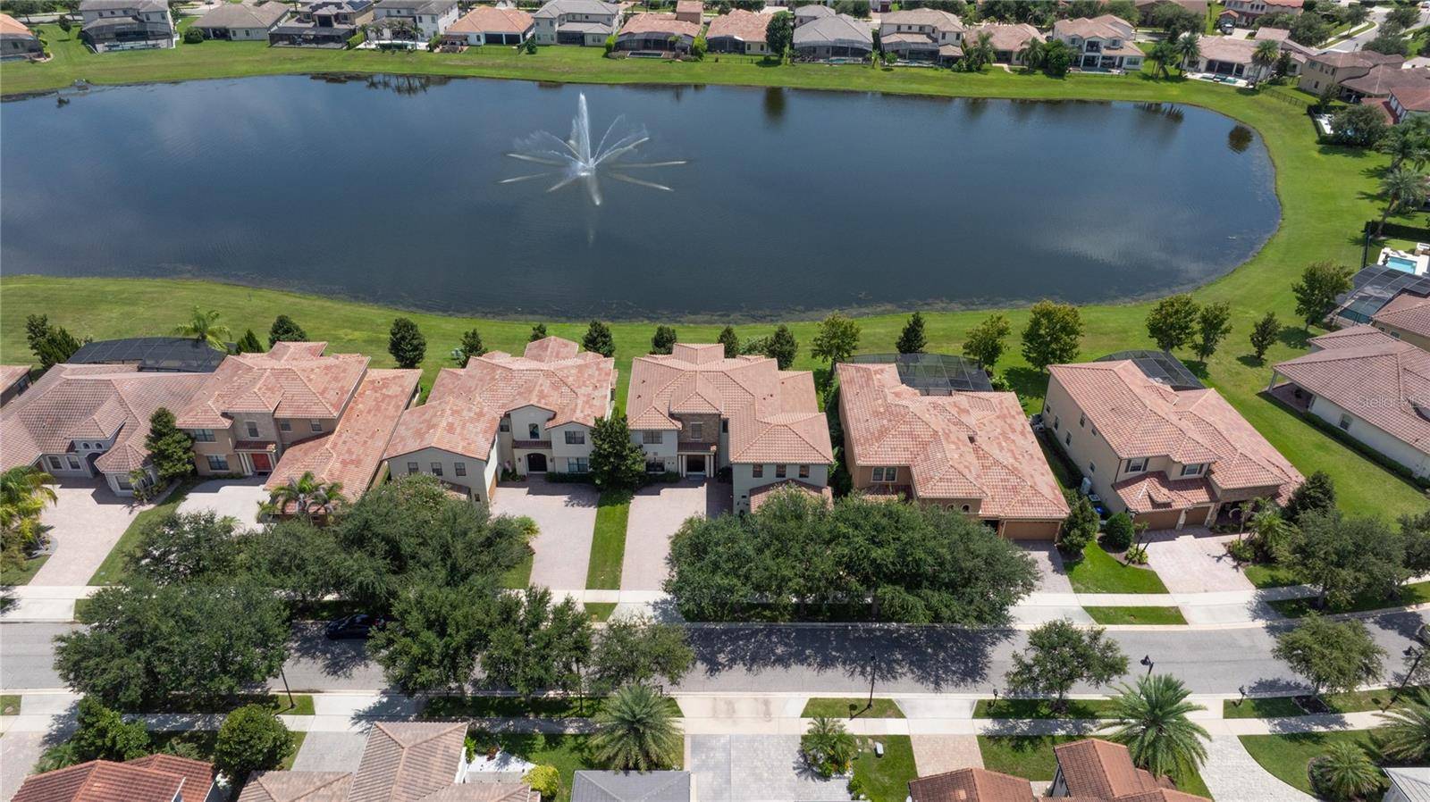 11015 MOBBERLEY CIR, Orlando, FL 32832