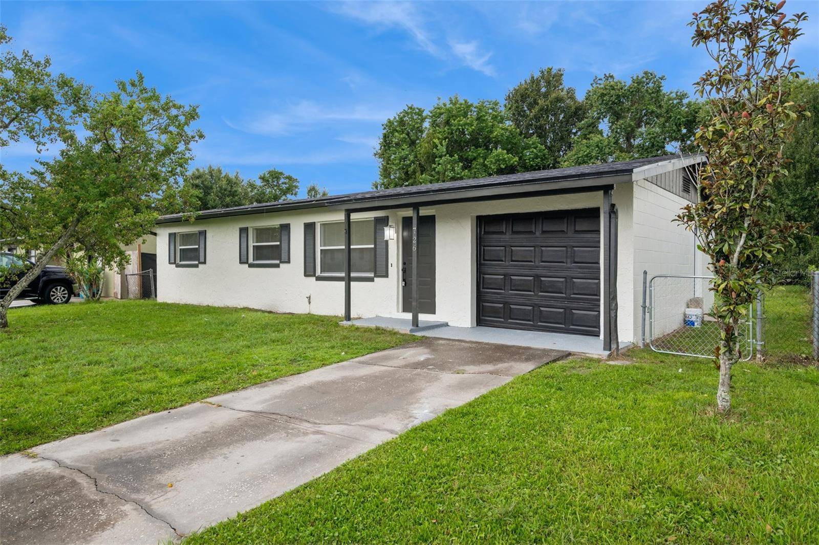 726 CORNELIA CT, Orlando, FL 32811