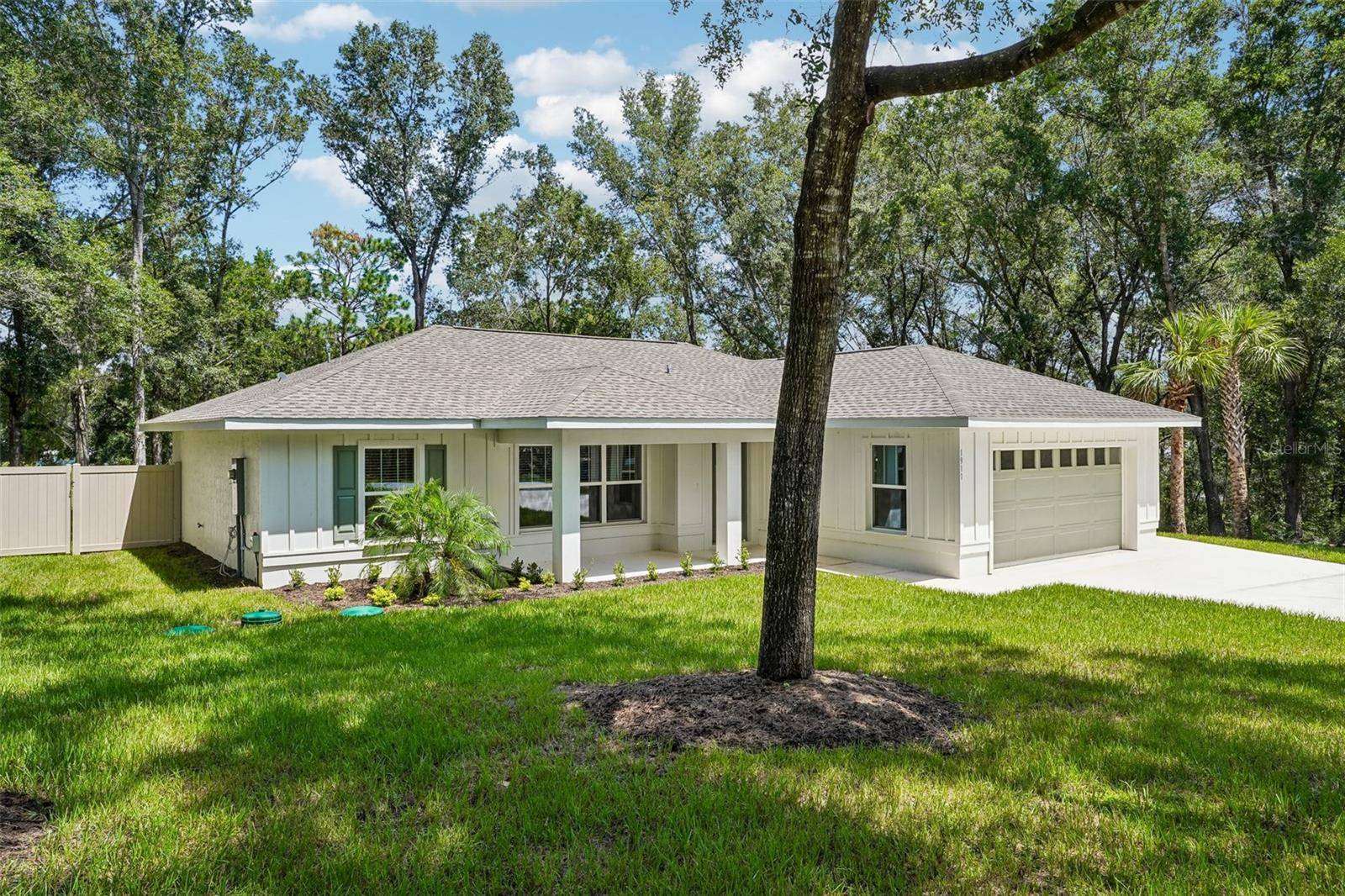 1911 W GOLFCART LN, Citrus Springs, FL 34434
