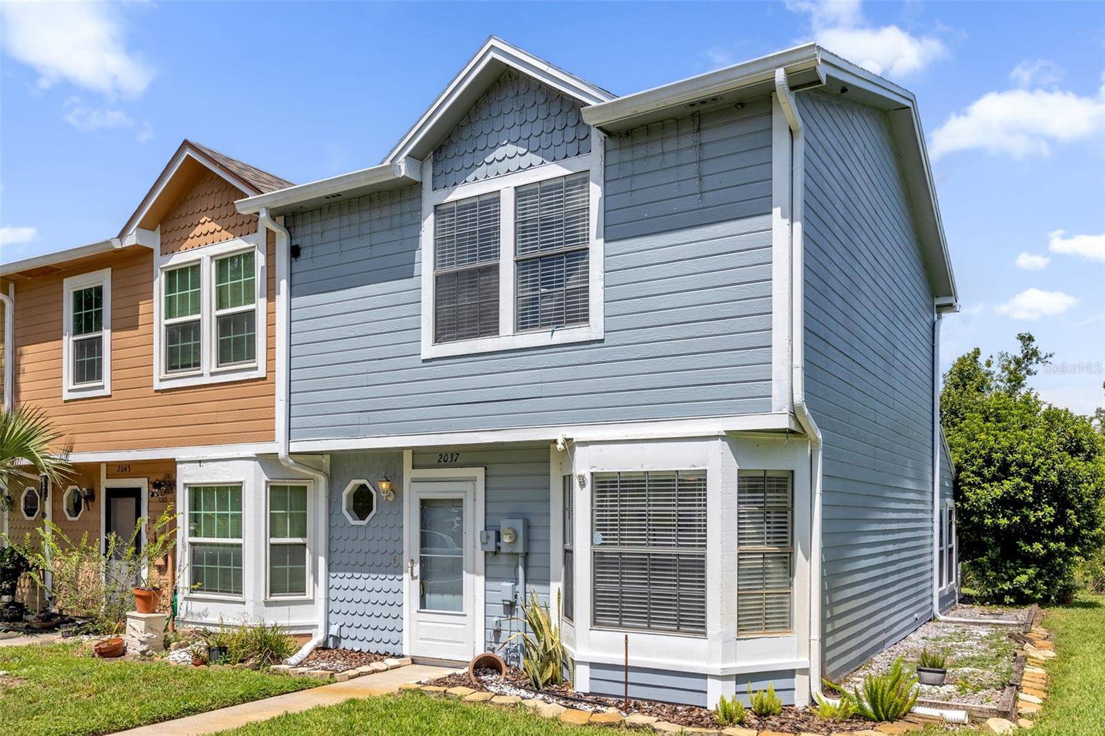 2037 WATERLEAF ST, Orlando, FL 32837