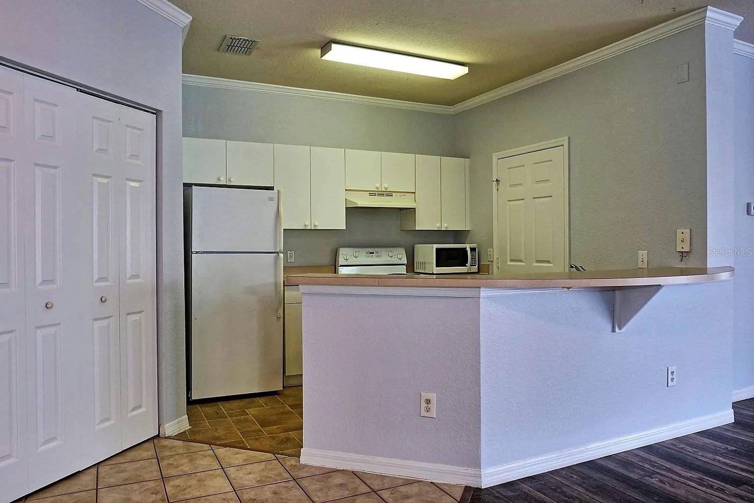 3615 CONROY RD #627, Orlando, FL 32839