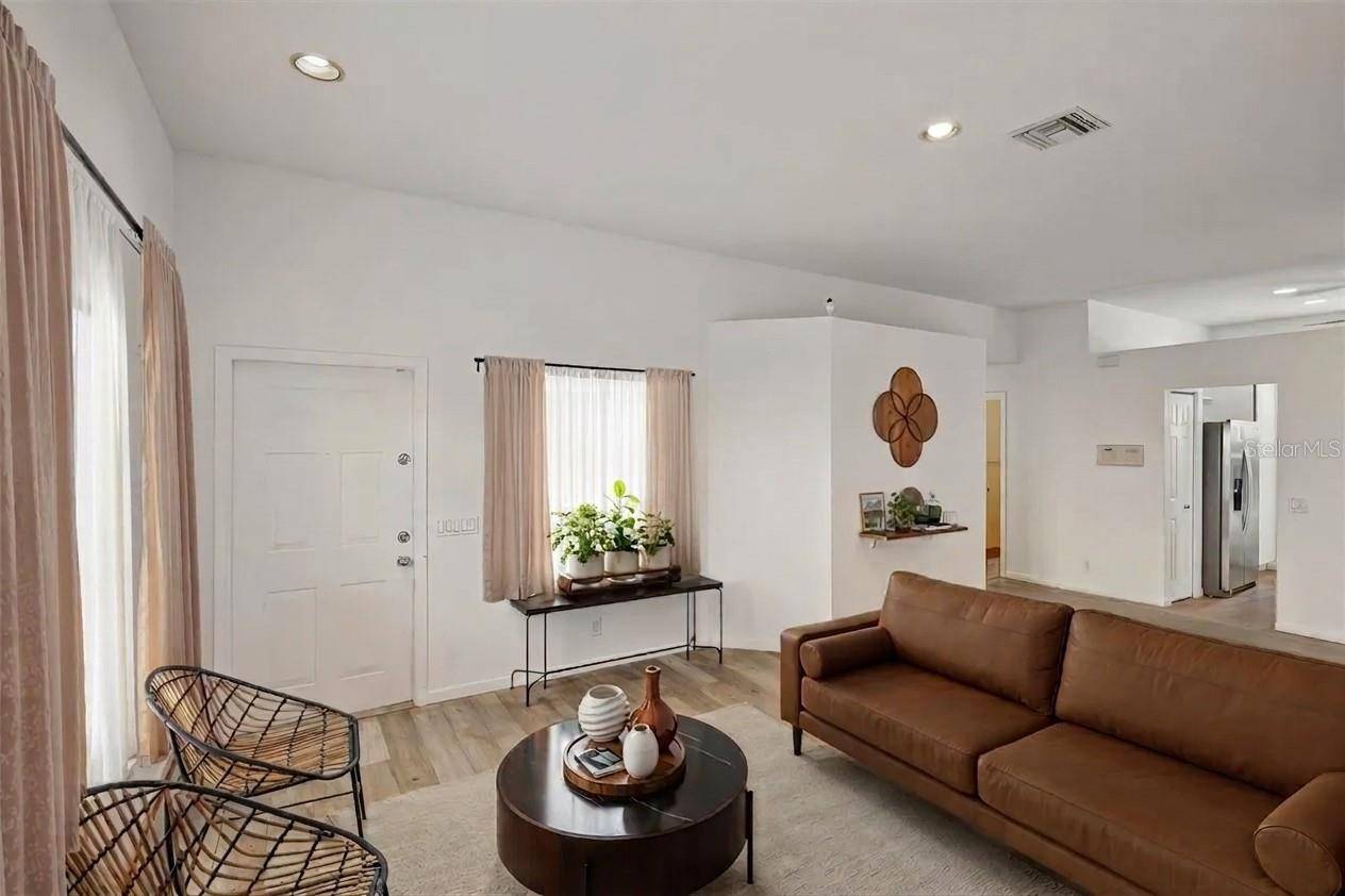 1283 CHINABERRY DR, Weston, FL 33327