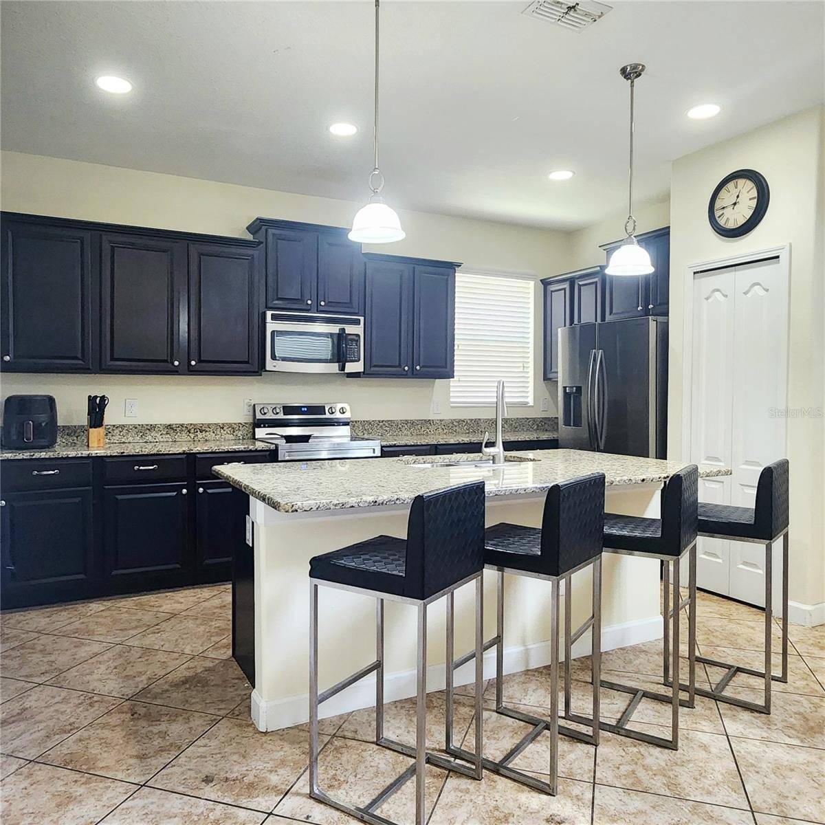 8935 CUBAN PALM RD, Kissimmee, FL 34747
