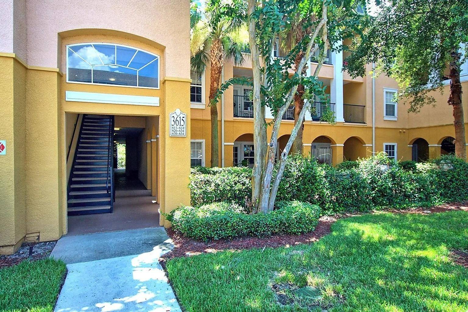 3615 CONROY RD #612, Orlando, FL 32839