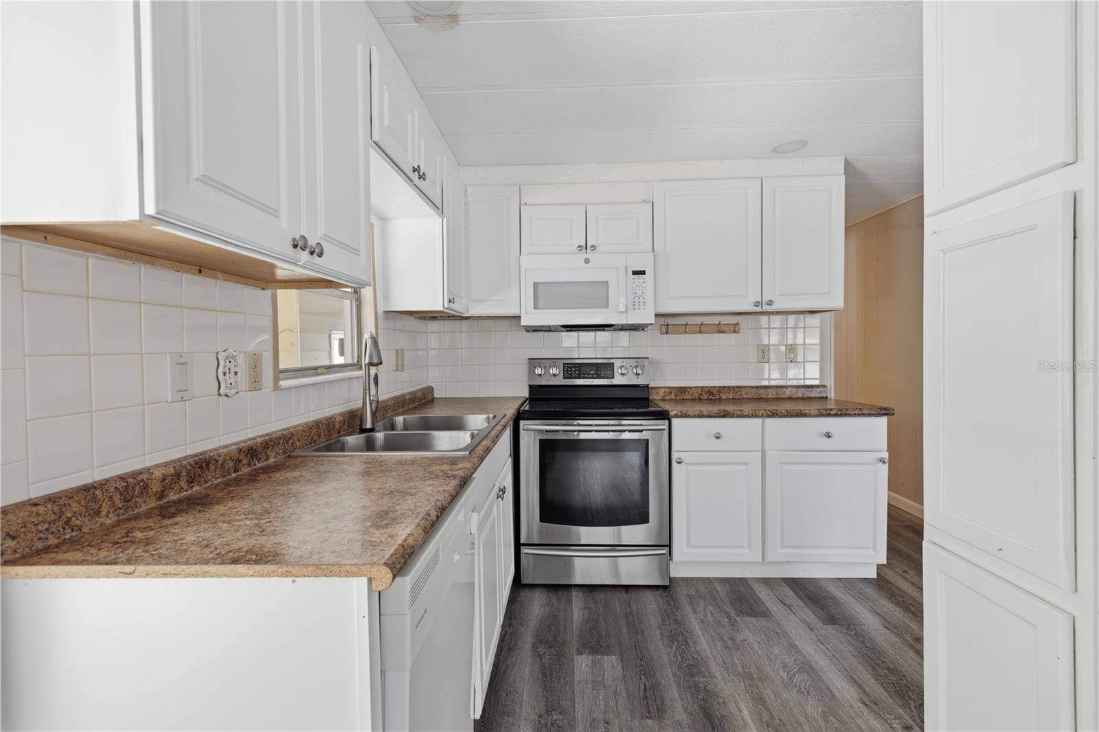 3417 WAX MYRTLE CIR, Zellwood, FL 32798