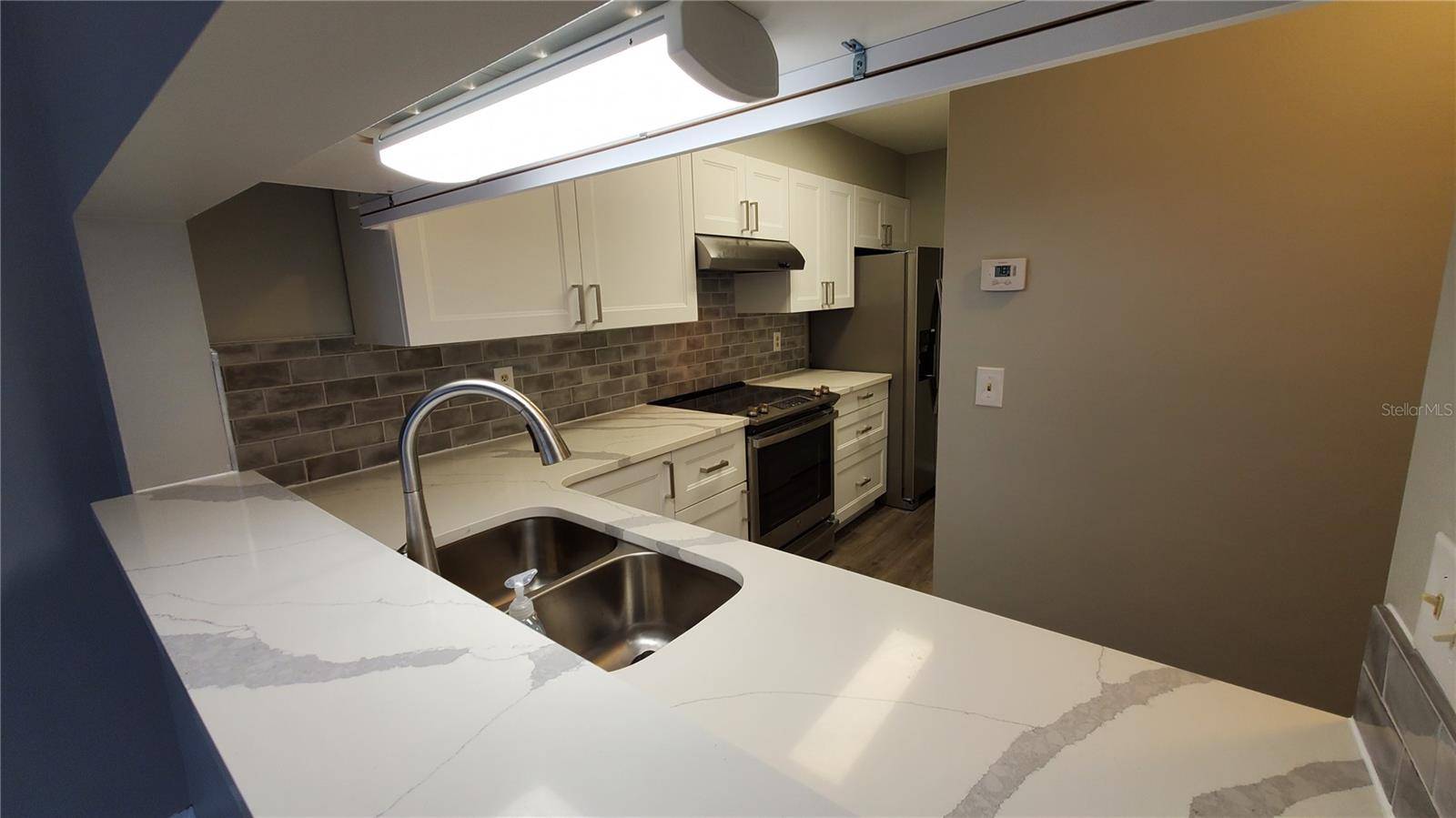 4858 S SEMORAN BLVD #2105, Orlando, FL 32822