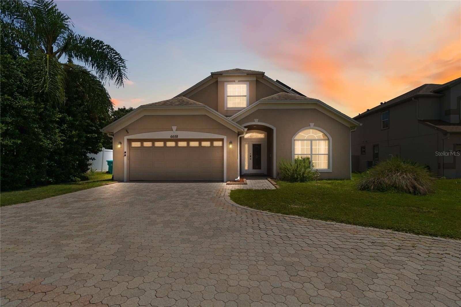 6658 LAKE PEMBROKE PL, Orlando, FL 32829