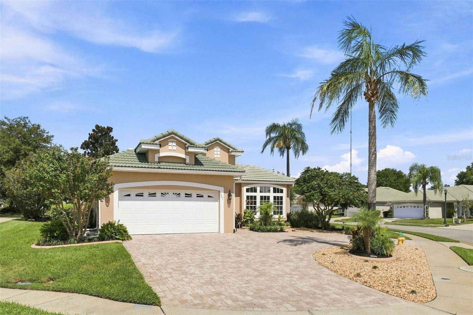 367 FOXHILL DR, Debary, FL 32713