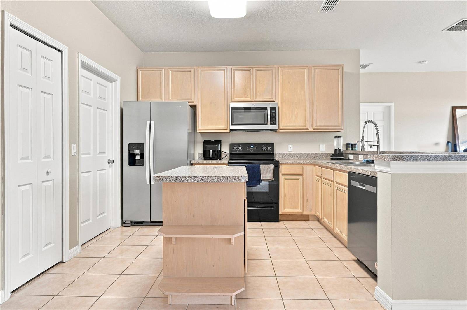 3616 VALLEYVIEW DR, Kissimmee, FL 34746
