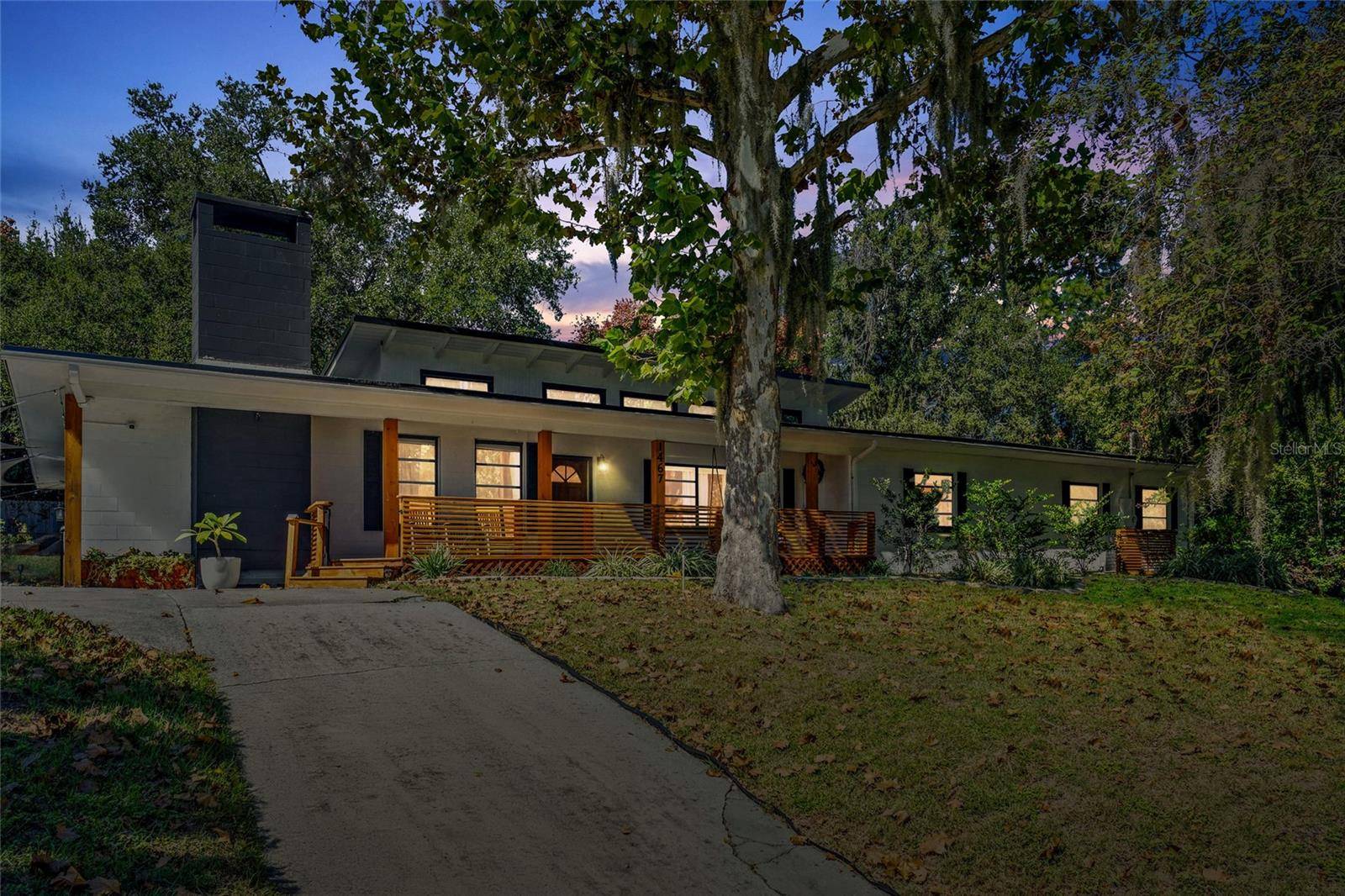 1467 HILLTOP DR, Mount Dora, FL 32757