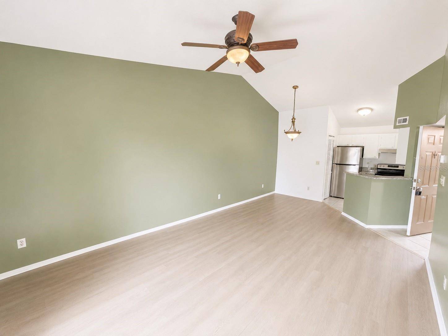 1908 LAKE ATRIUMS CIR #9, Orlando, FL 32839