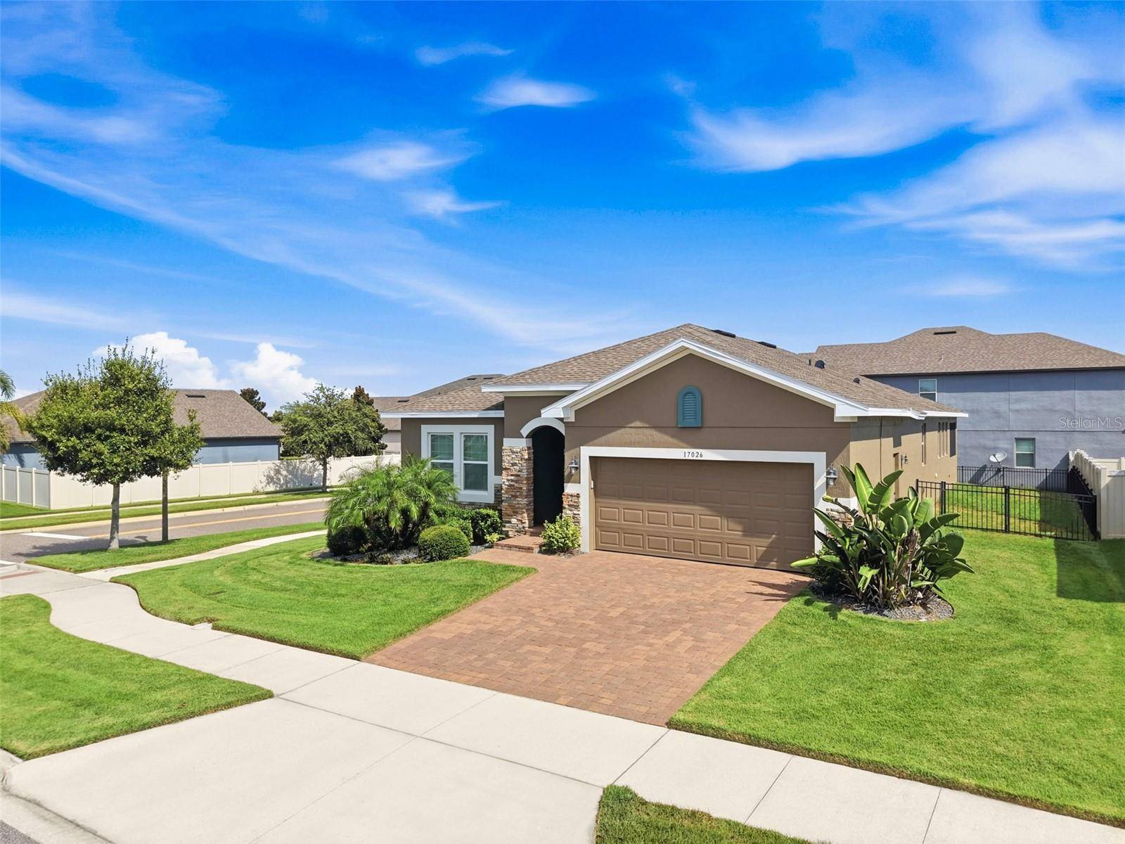 17026 CRESTMONT BLVD, Clermont, FL 34711