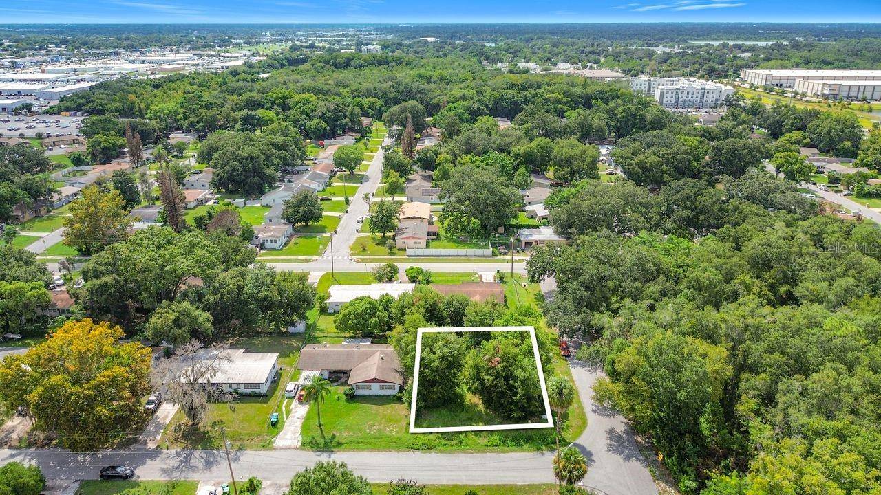 950 PINEDALE AVE, Orlando, FL 32808