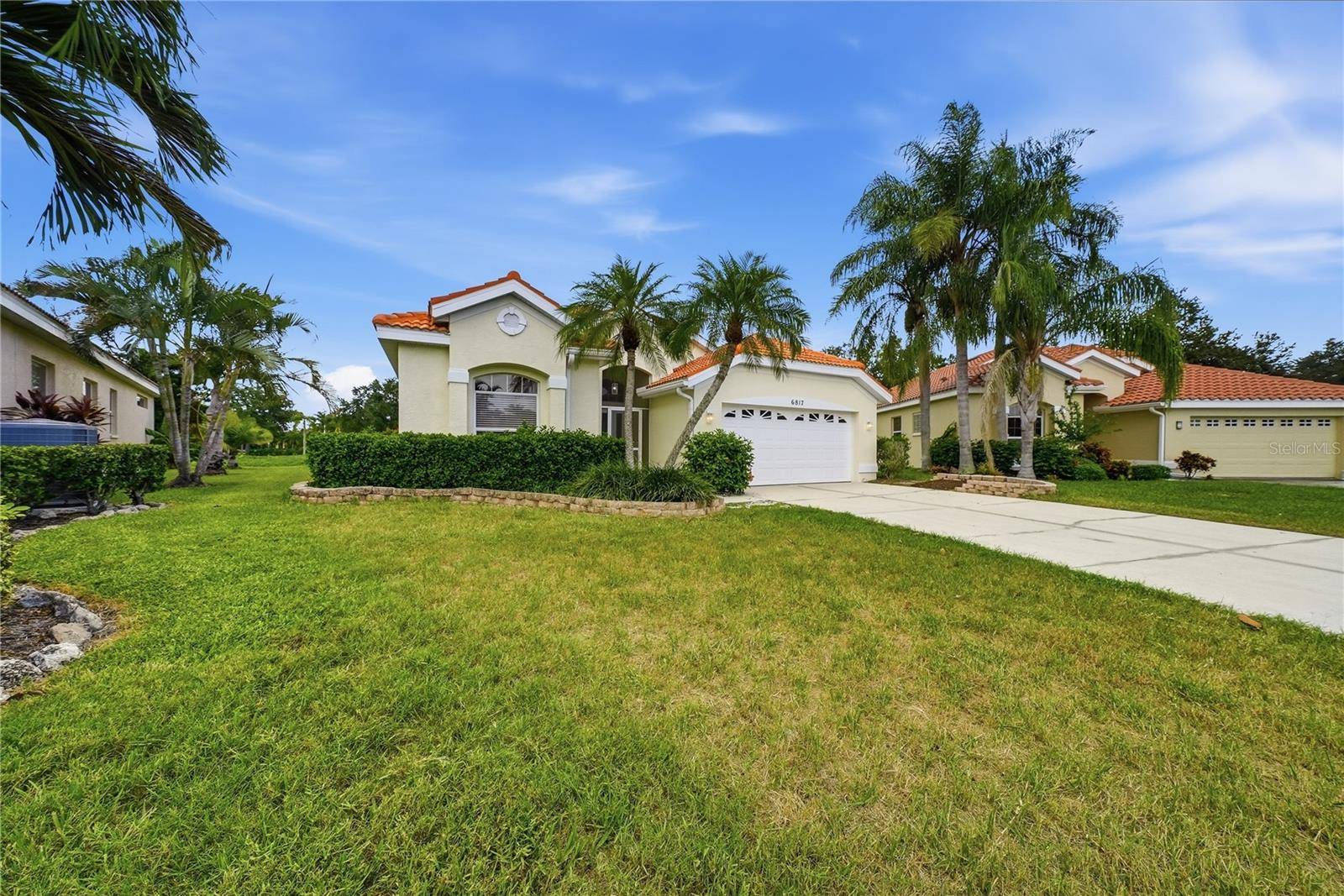 6817 SUPERIOR STREET CIR, Sarasota, FL 34243
