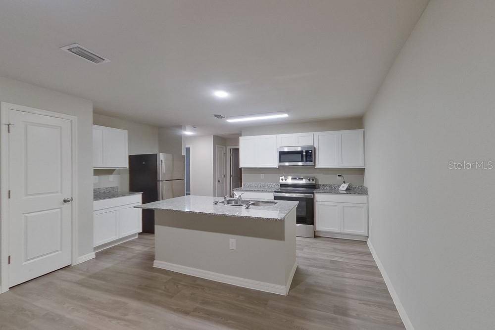 9143 AEGEAN CIR, Lehigh Acres, FL 33936