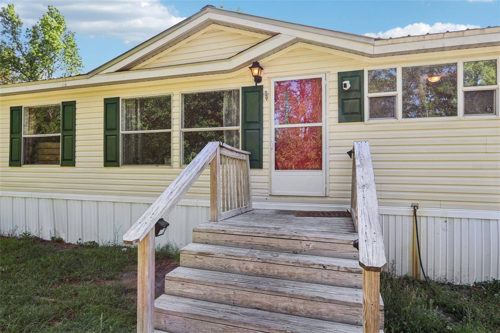 14070 JOHN WILLIAMS RD, Sanderson, FL 32087