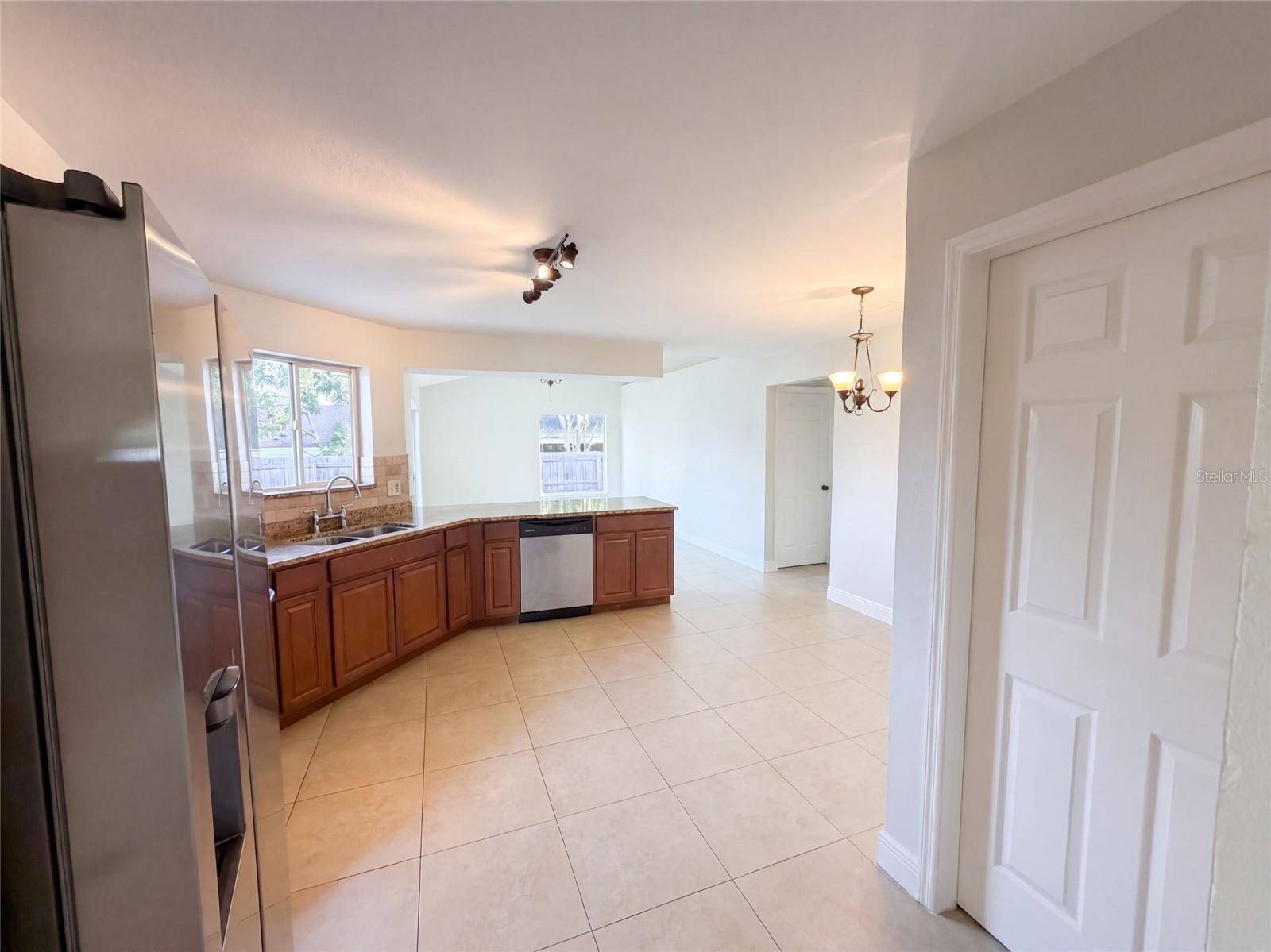 2330 FOGGY RIDGE Pkwy, Land O Lakes, FL 34639