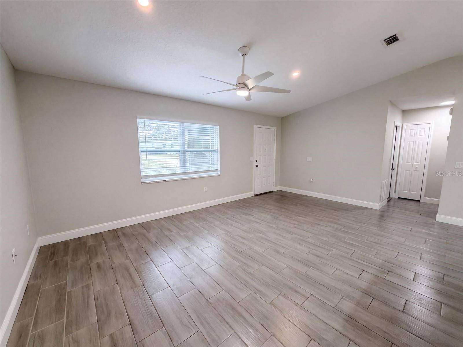 8165 RIDGE RD, Weeki Wachee, FL 34613