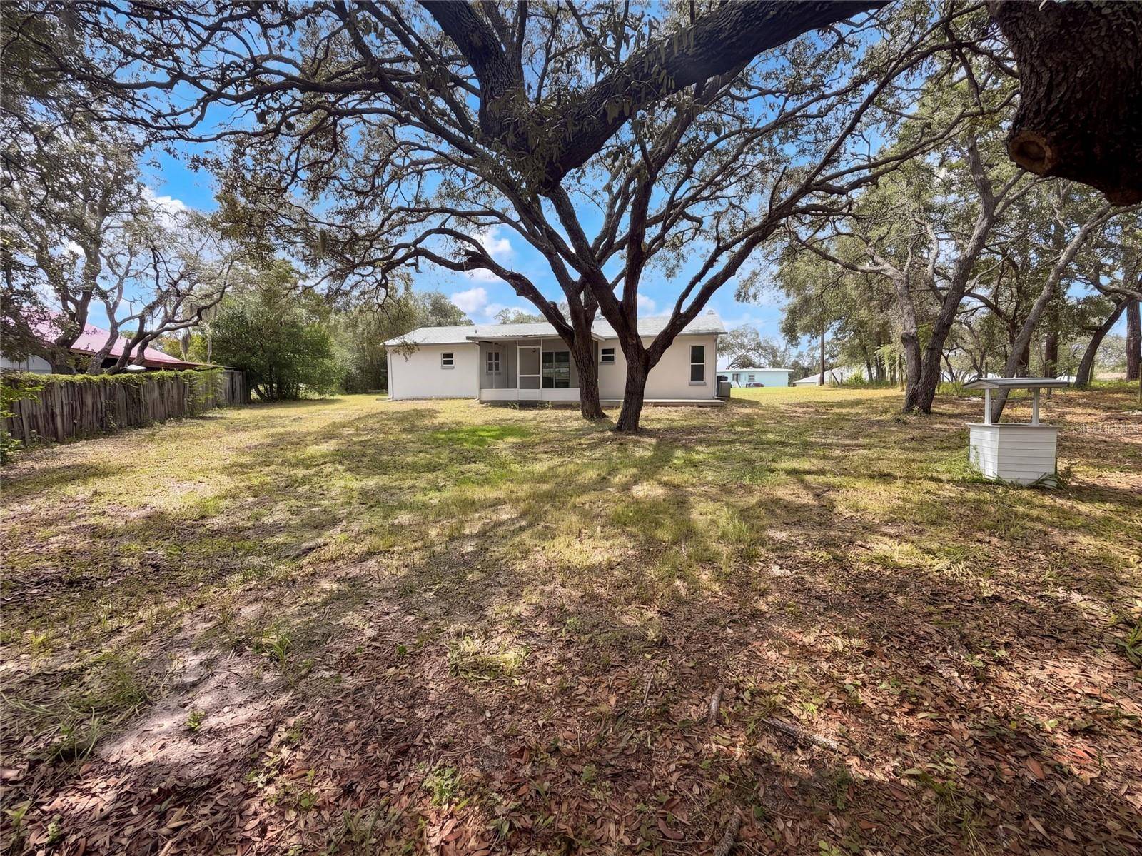 8165 RIDGE RD, Weeki Wachee, FL 34613