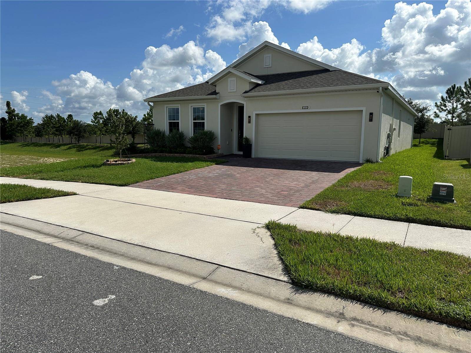 484 SHADOW GORGE WAY, Eustis, FL 32736