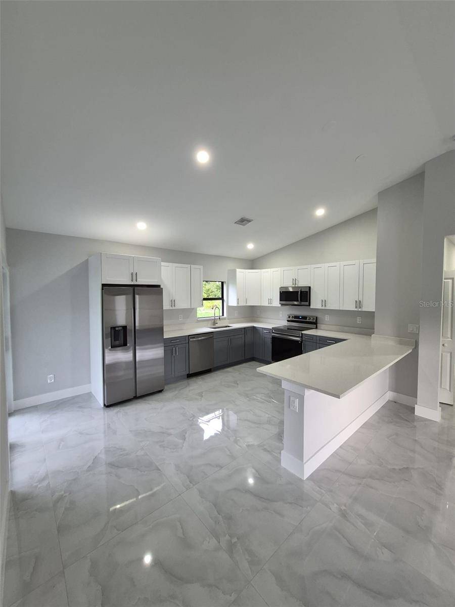 447 WICKHAM AVE S, Lehigh Acres, FL 33974
