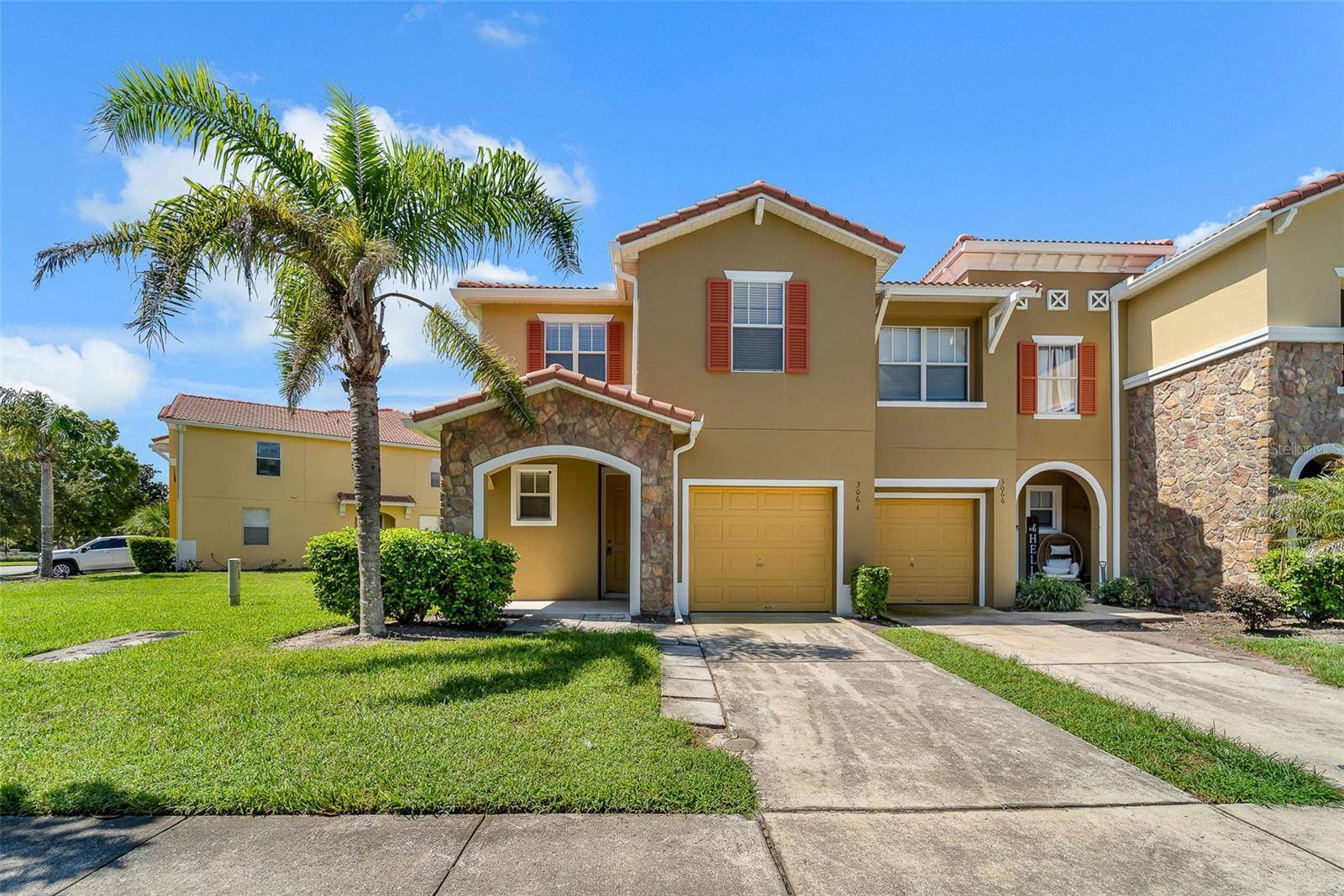 3064 SEAVIEW CASTLE DR, Kissimmee, FL 34746