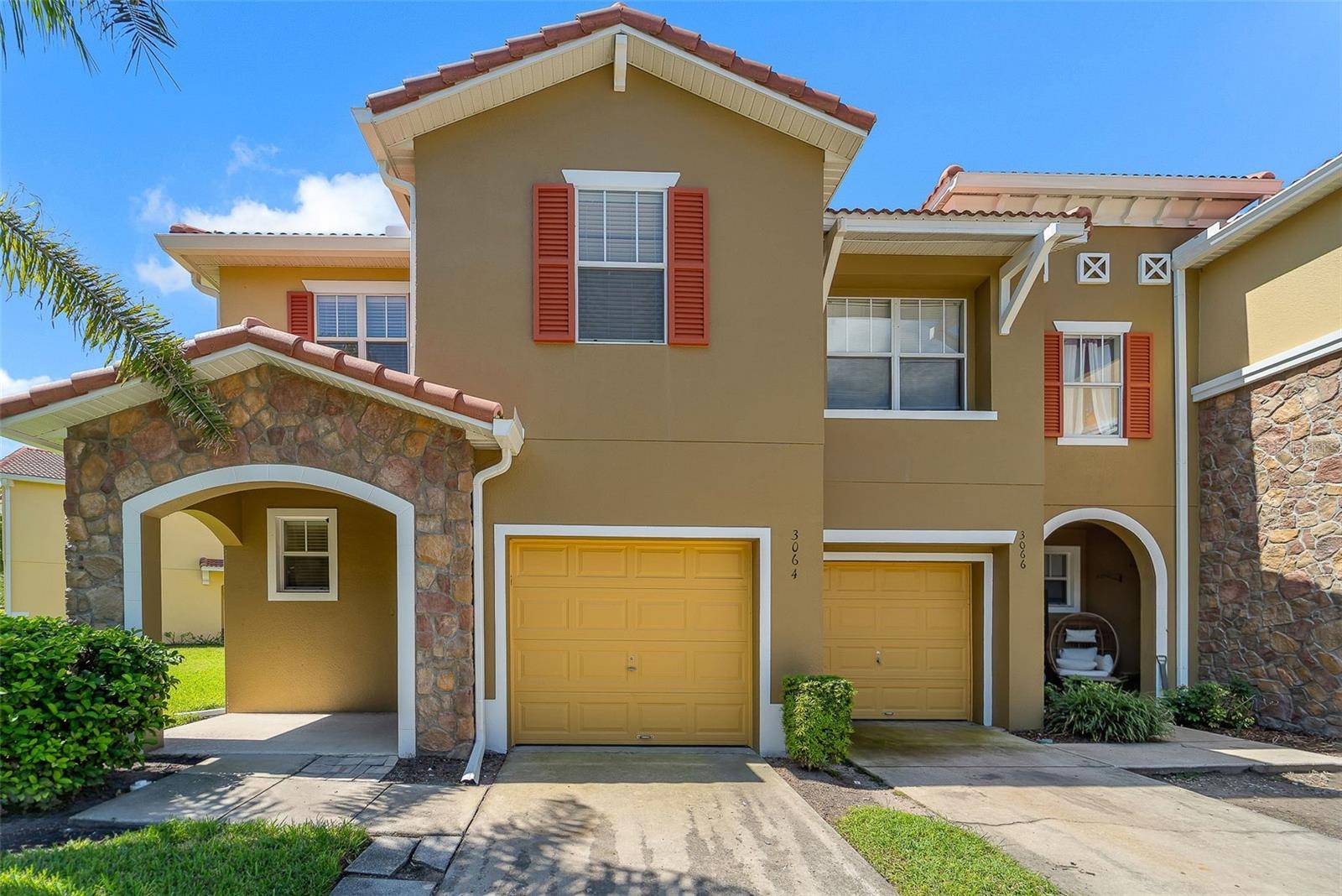 3064 SEAVIEW CASTLE DR, Kissimmee, FL 34746
