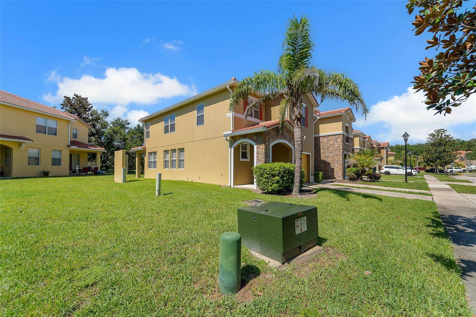 3064 SEAVIEW CASTLE DR, Kissimmee, FL 34746