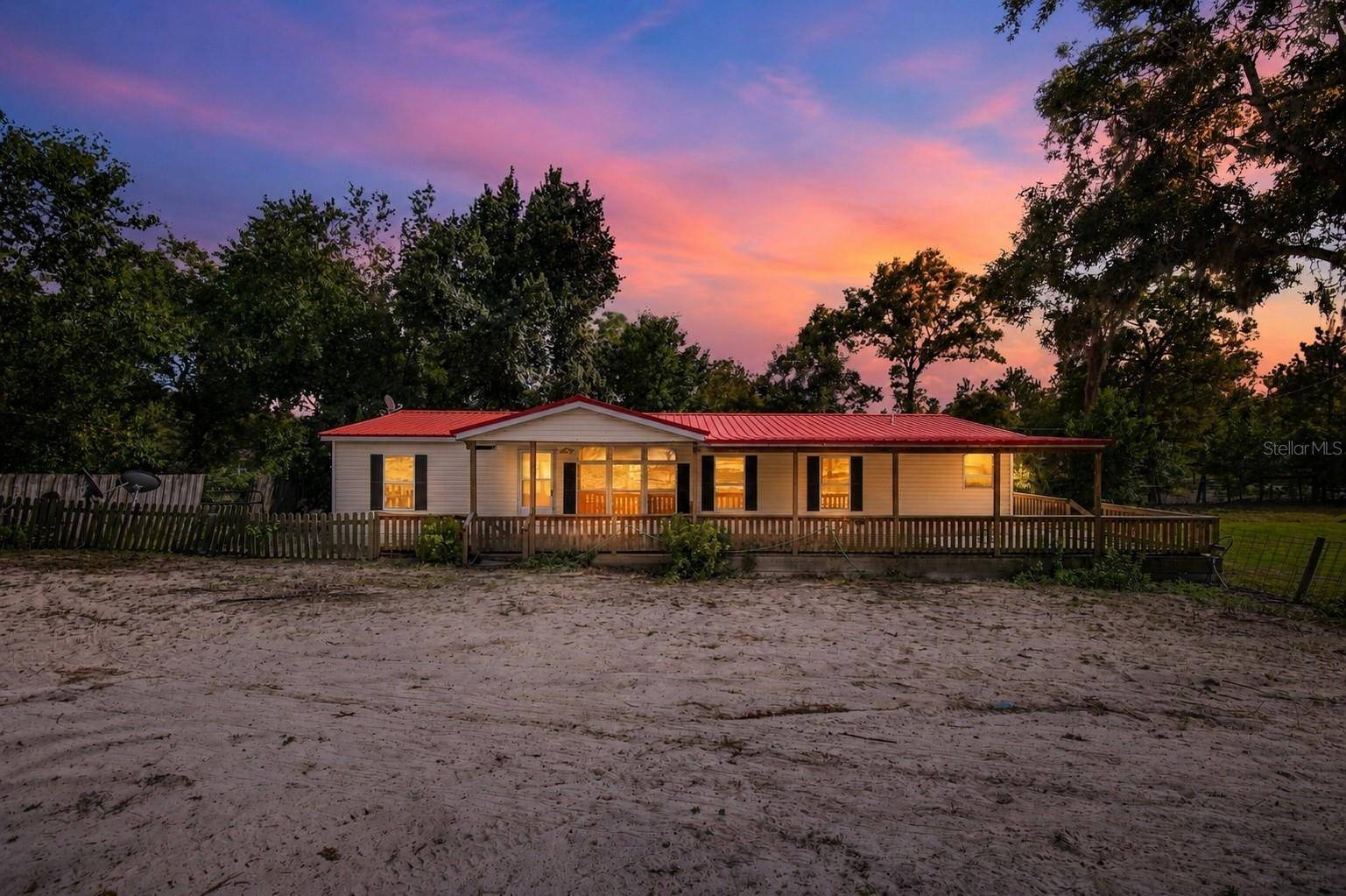 2251 SE 136TH AVE, Morriston, FL 32668
