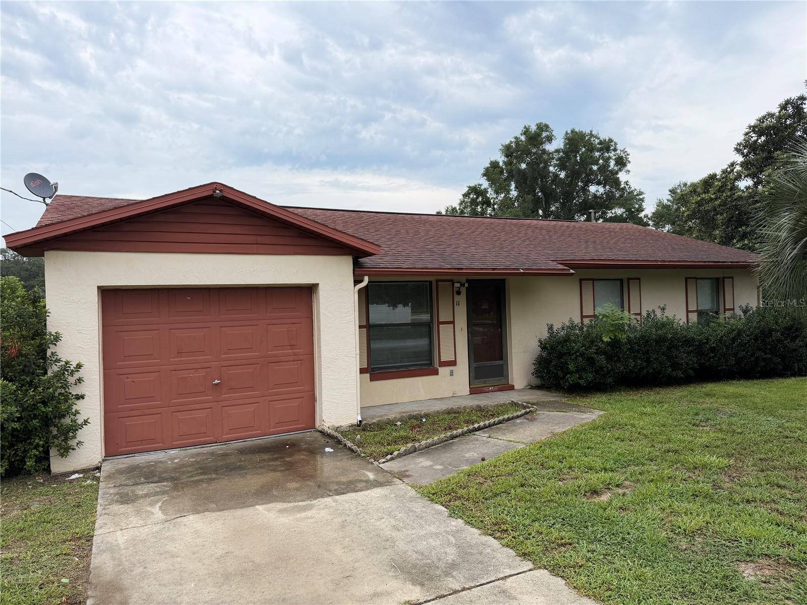 11 PINE CIRCLE LN, Ocala, FL 34472