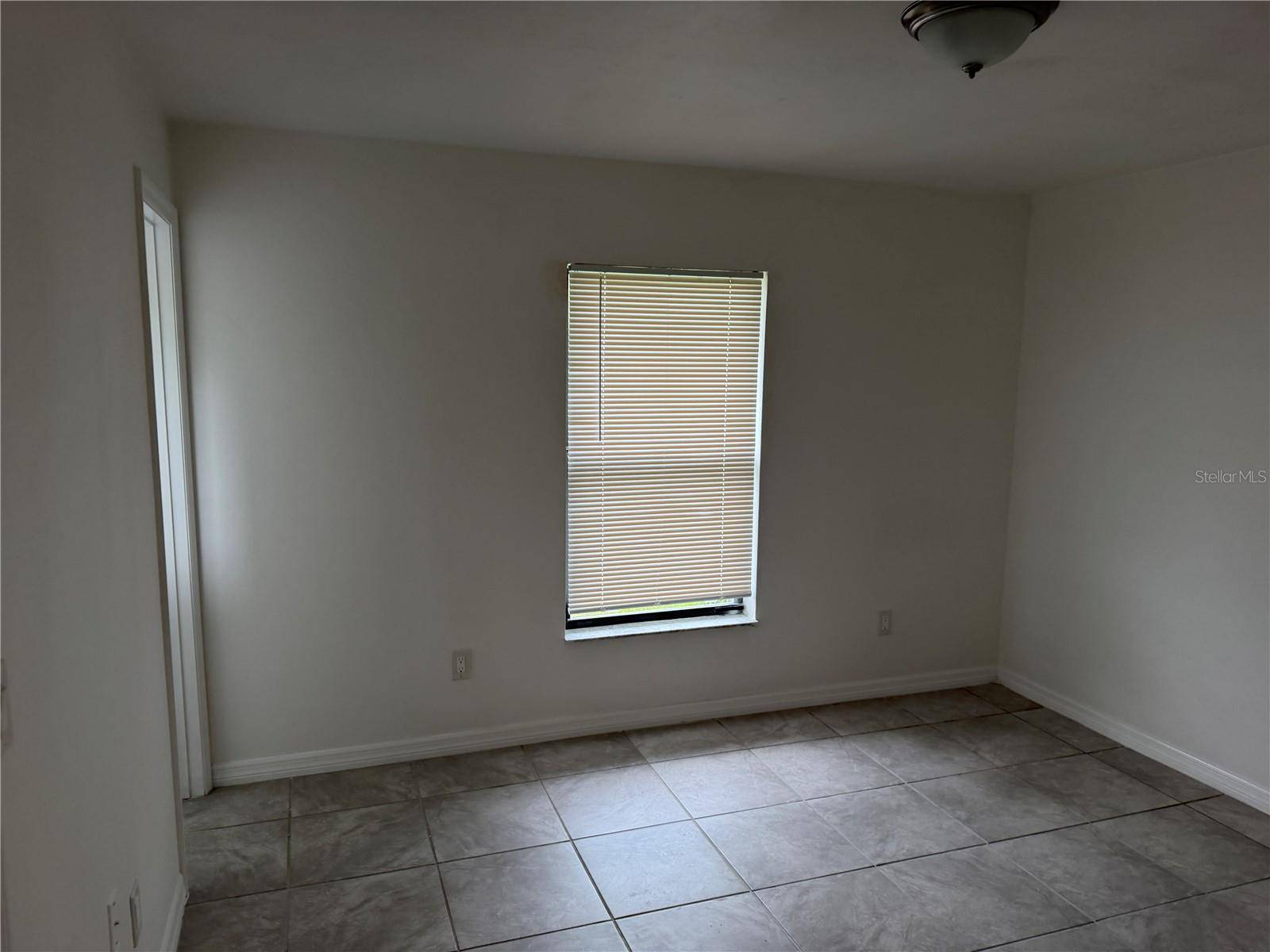 11 PINE CIRCLE LN, Ocala, FL 34472